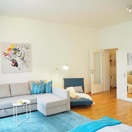 Apstay City Residence Apartments ǀ Free Parking & Self Check-In Graz Buitenkant foto