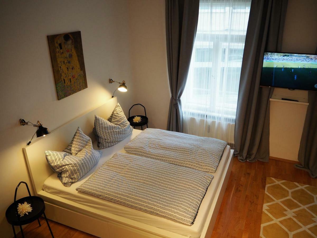 Apstay City Residence Apartments ǀ Free Parking & Self Check-In Graz Buitenkant foto